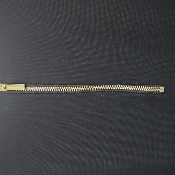 Michael Kors Black L9ng Sleeve Sweater Sz Large Gold Zipper In Back Extra Long - Picture 5 of 6